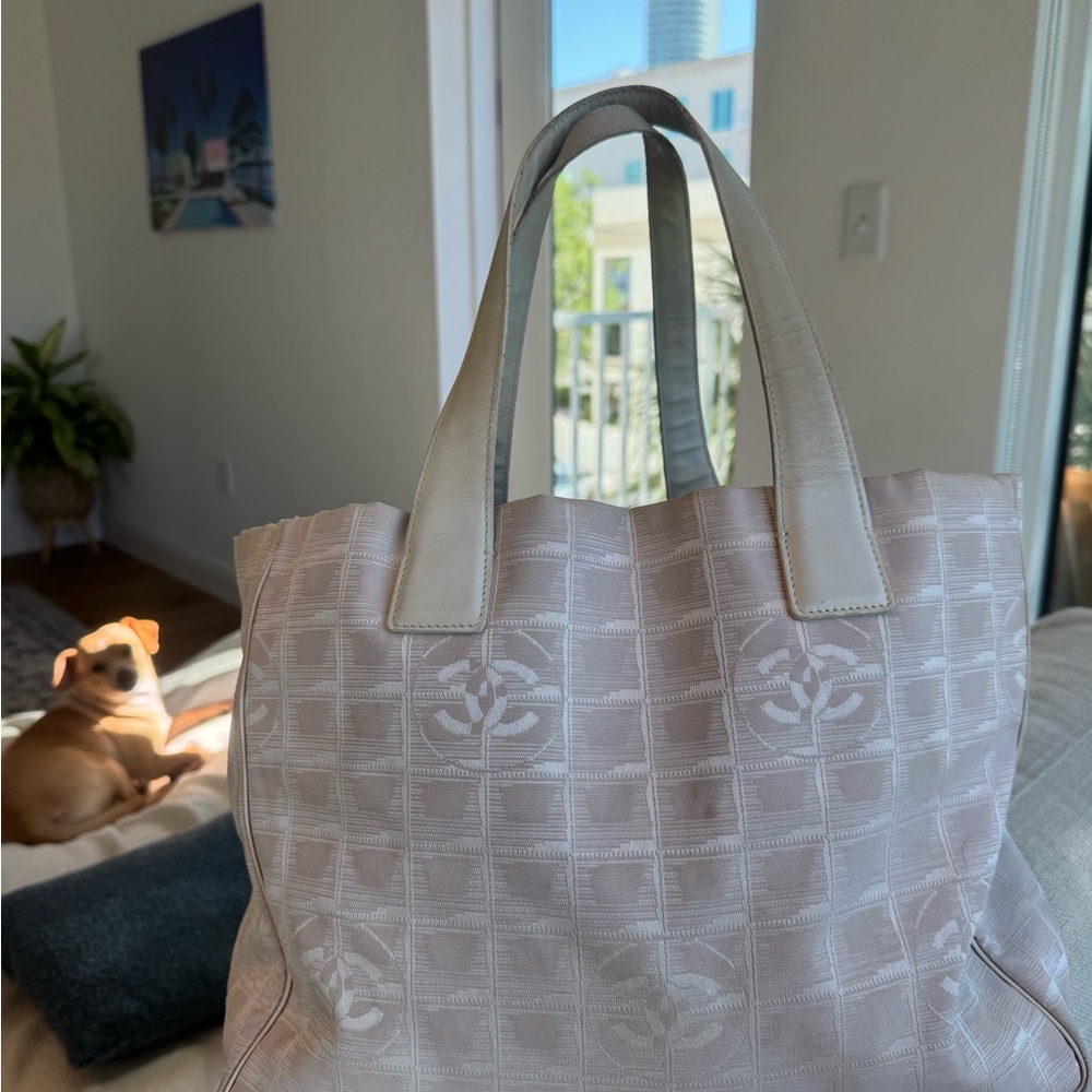 Vintage CHANEL Travel Tote, authentic - Picture 4 of 11